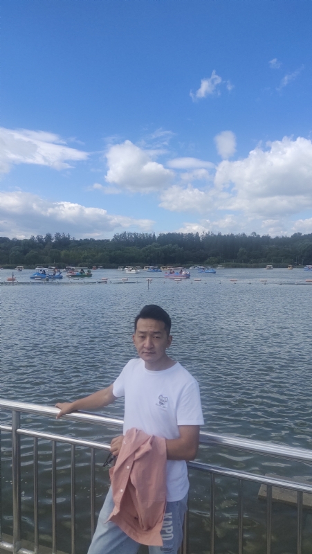 脱了壳的龟的第一张照片--泉州相亲服务中心