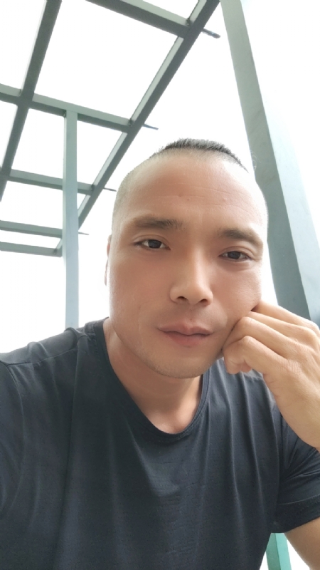 伯爵的第三张照片--泉州相亲服务中心