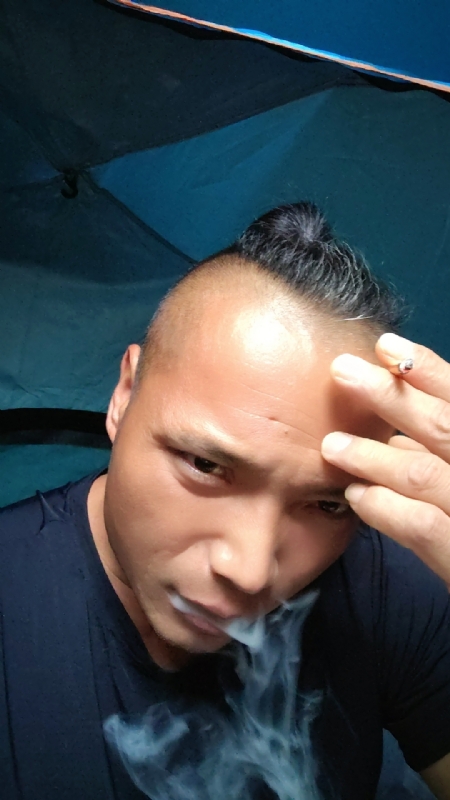 伯爵的第四张照片--泉州相亲服务中心