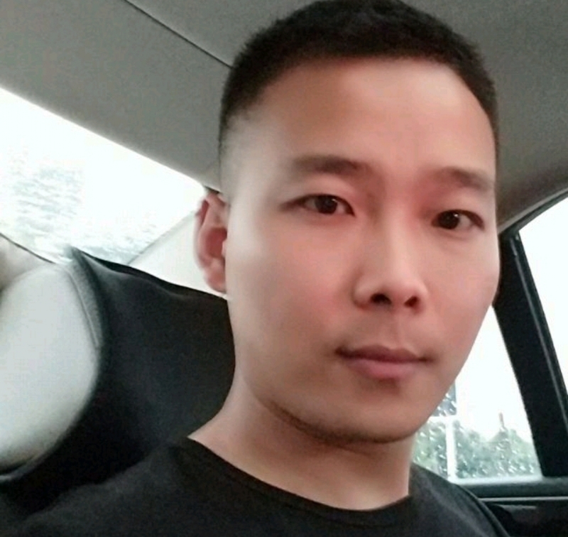 李先生的第二张照片--泉州相亲服务中心