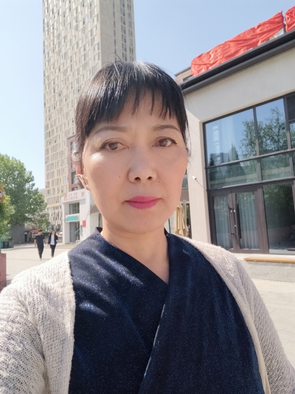 天山雪莲的第一张照片--泉州相亲服务中心