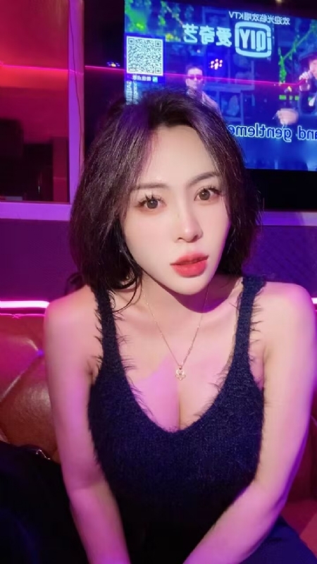 素素可月的第一张照片--泉州相亲服务中心