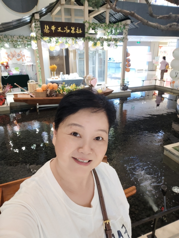 丁姐爱生活的第三张照片--泉州相亲服务中心