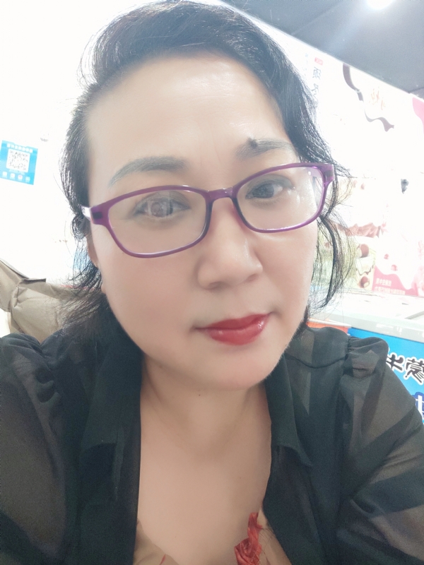 娜财娜福的第一张照片--泉州相亲服务中心