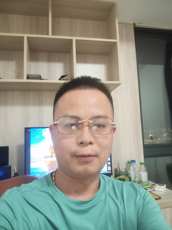 逍遥霸道的第一张照片--泉州相亲服务中心