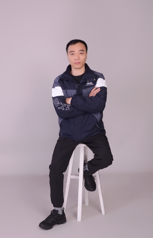 一只孤单的猫的第一张照片--泉州相亲服务中心
