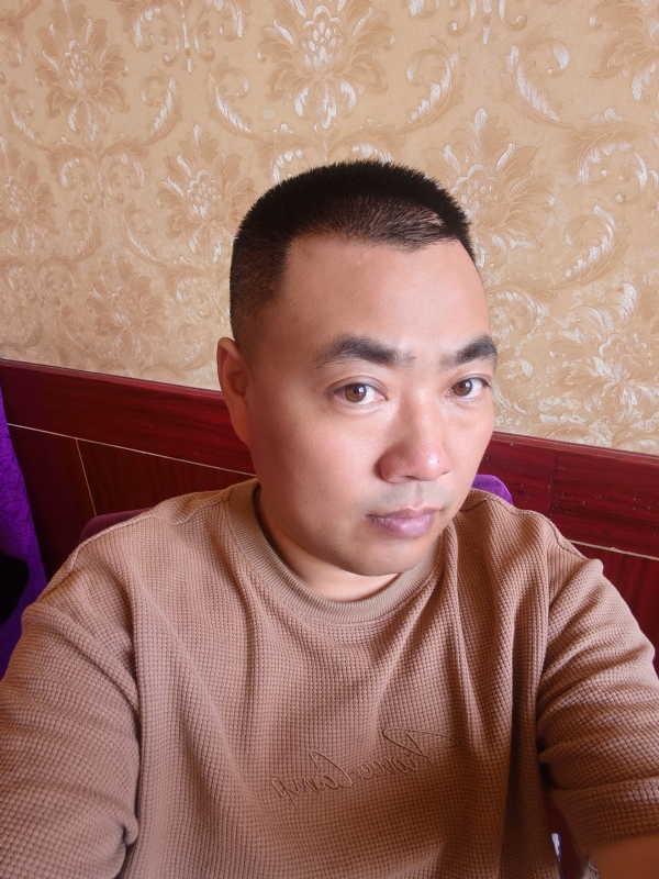 擦亮眼睛向前看的第二张照片--泉州相亲服务中心