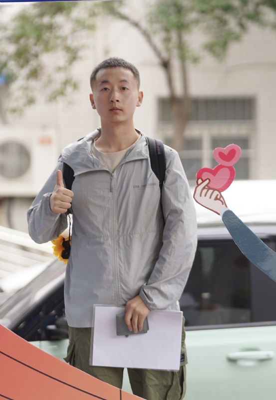 当下的第一张照片--泉州相亲服务中心