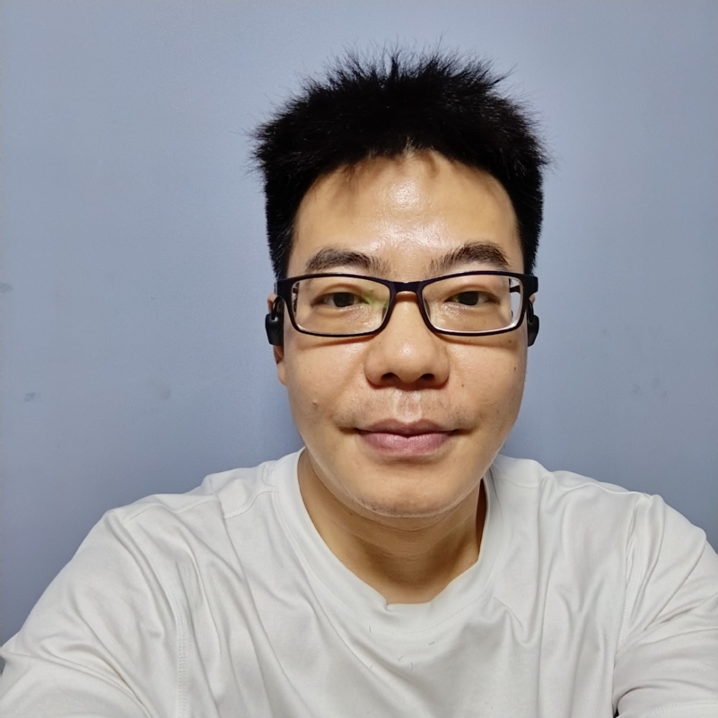 八月的星光的第一张照片--泉州相亲服务中心