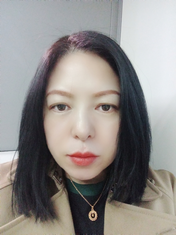 尘颜的第一张照片--泉州相亲服务中心