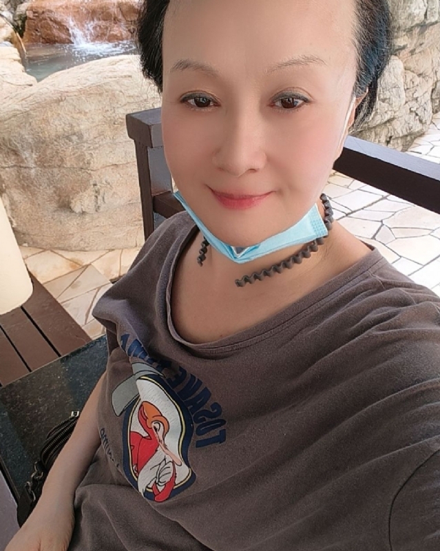 hong的第三张照片--泉州相亲服务中心