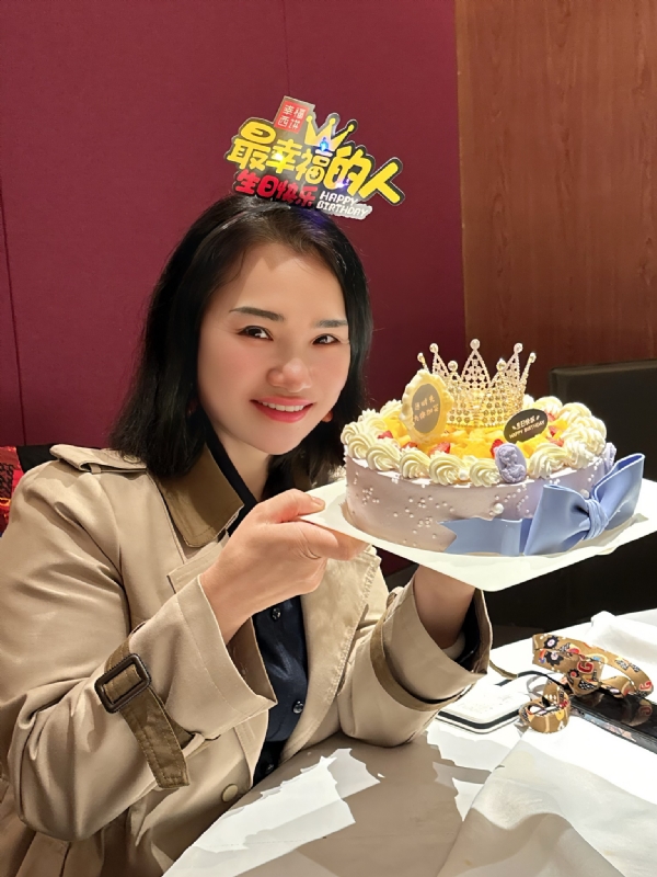 Apple的第一张照片--泉州相亲服务中心